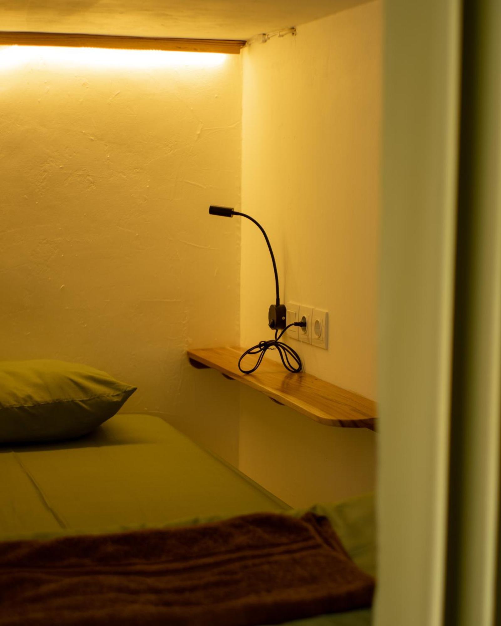 Lost Inn Kuta Capsule Hostel Dış mekan fotoğraf